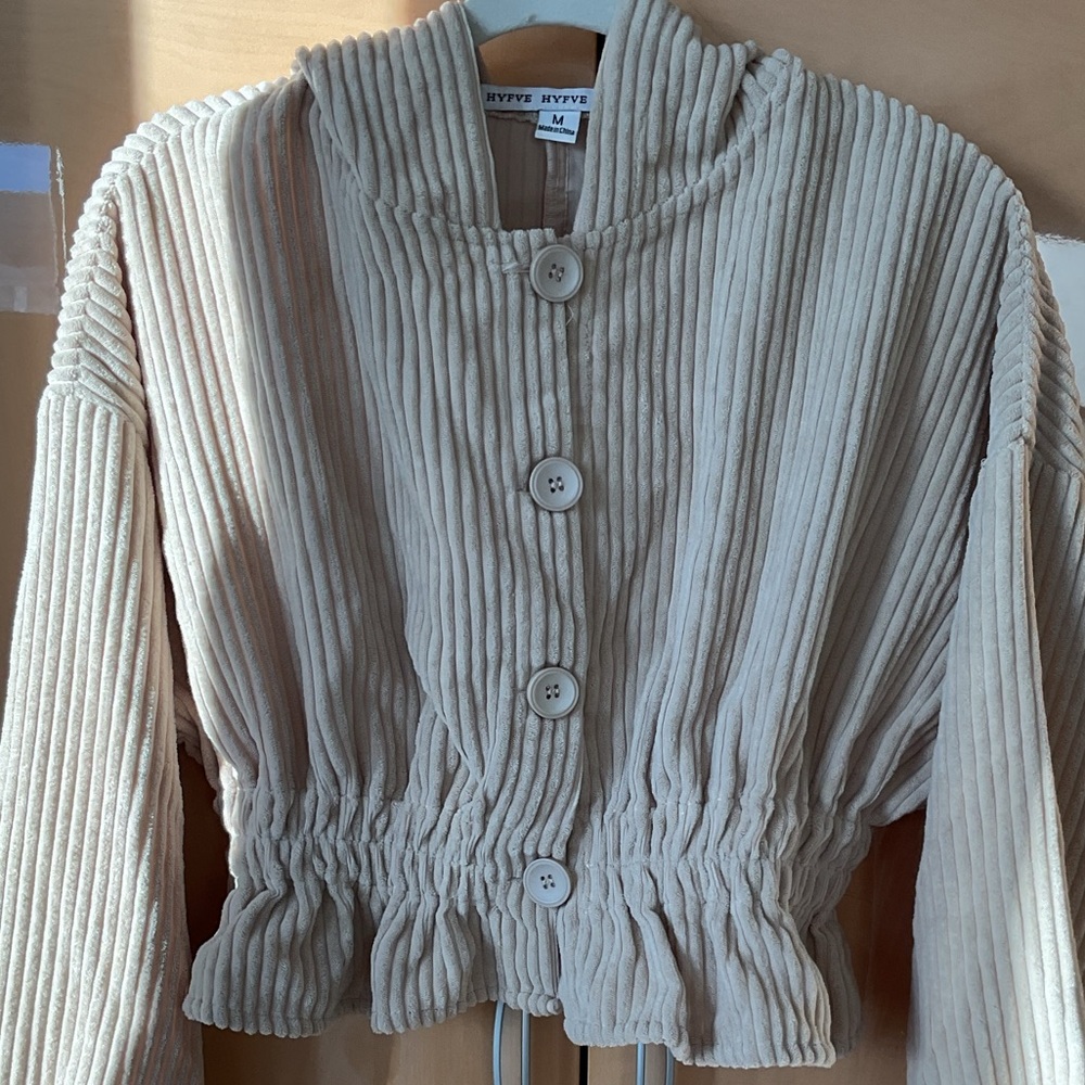 Cream Ribbed top with hoodie